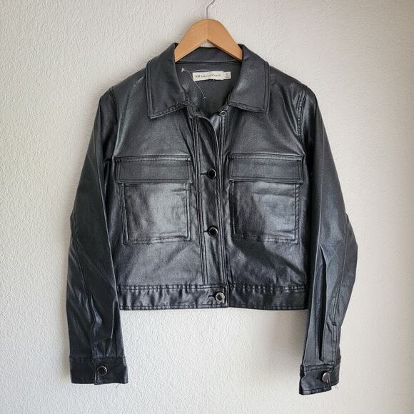 NWOT Rebecca Minkoff Shimmer Vegan Leather Cropped Jacket Black Button Up Medium - Picture 1 of 4